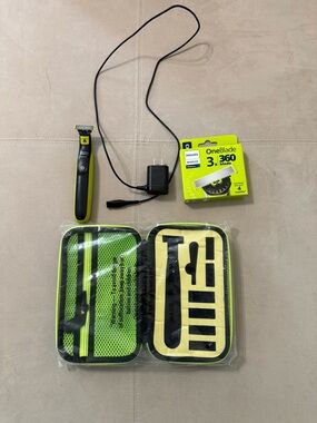 Philips Norelco One 360 Electric Beard Trimmer and Shaver with Case and Blades